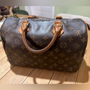Louis Vuitton Speedy 30